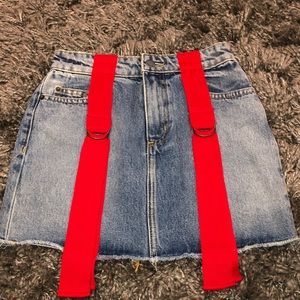 CARMAR denim skirt with 2 red belt details ❤️